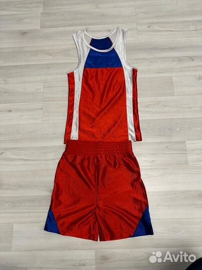 Боксерская форма clinch