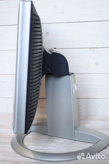 Монитор dell 1704FPVt Silver/Black