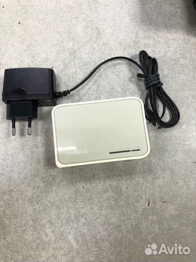 Коммутатор TP-Link TL-SF1005D