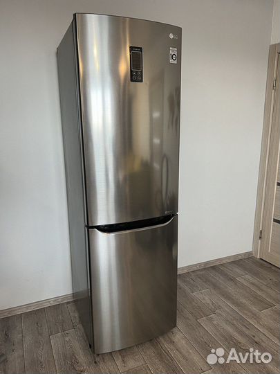 Холодильник LG