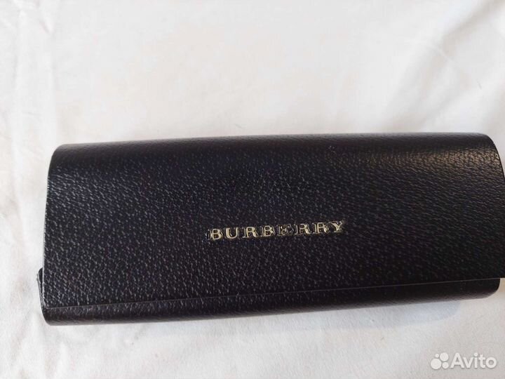 Футляр для очков