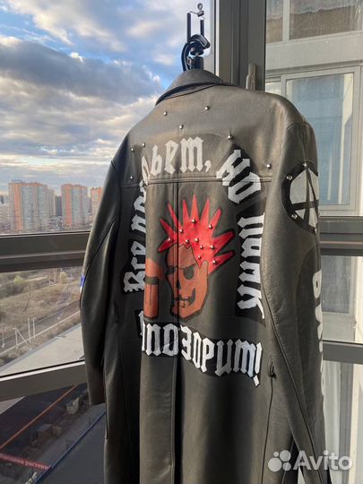 Кастомизация джинсовок роспись косух