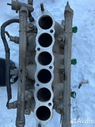 Хендай 2.7 g6ba коллектор впускной