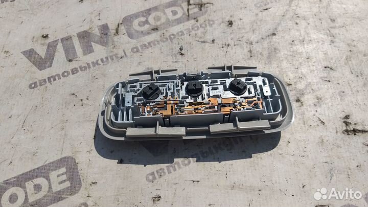 Плафон освещения салона задний Ford Kuga 1