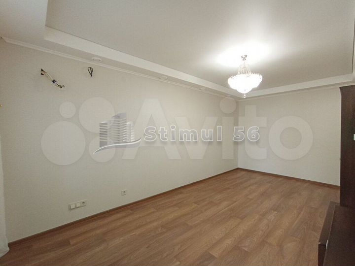 1-к. квартира, 42 м², 1/12 эт.