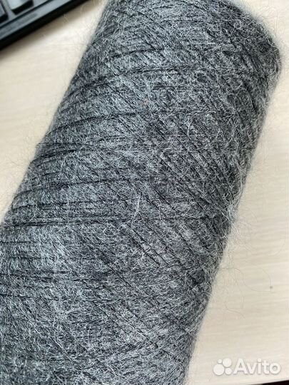 Пряжа кидмохер на шелке. Италия