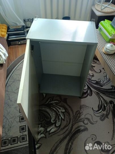 Кухонный навесной шкаф бу