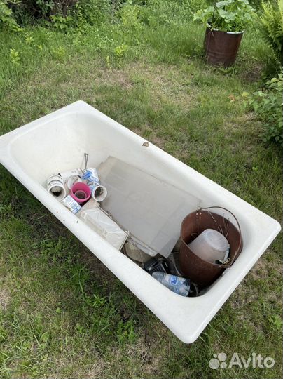 Ванна чугунная