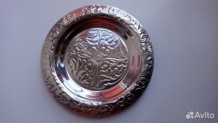 Мельхиоровые подстаканники со стаканчиком и блюдце