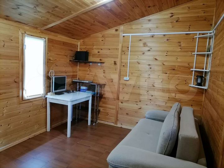 Дача 42 м² на участке 10 сот.