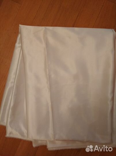 Отрезы тканей в ассортименте