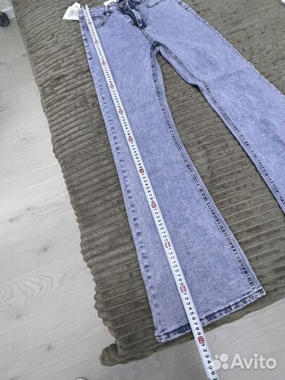 Джинсы клеш новые 26 размер