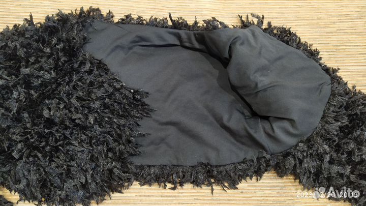 Платье с накидкой из перьев 134р-р