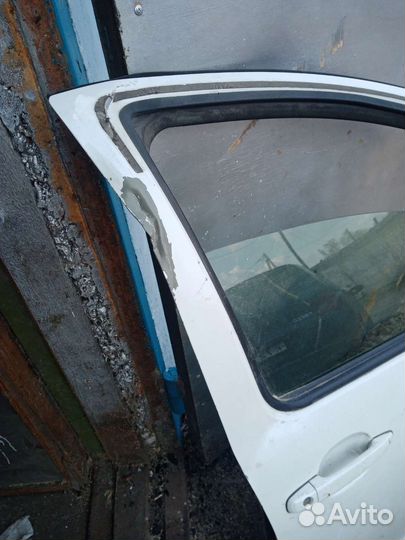 Дверь правая передняя тойота wish