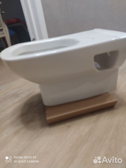 Унитаз подвесной новый