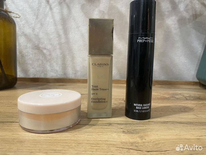 Крем MAC, пудра yves rocher