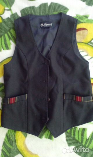 Школьная жилетка для девочки