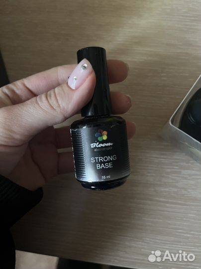 Гель лак для ногтей