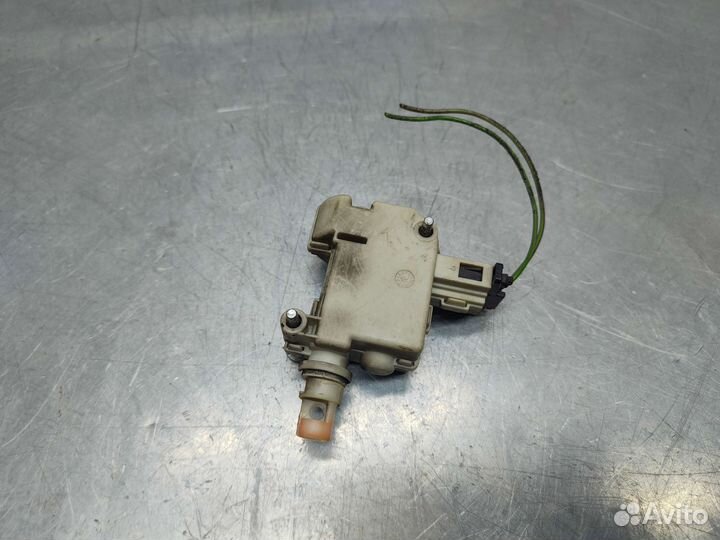 Замок лючка Audi A6 (C6) tfsi 2008 г.в