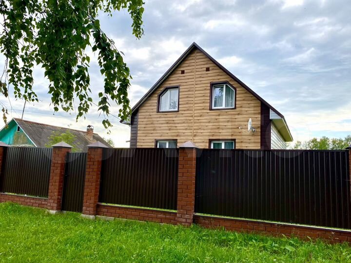 Дом 121 м² на участке 8,5 сот.