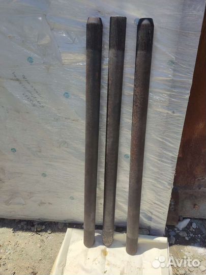 Полуось ведущего моста dana