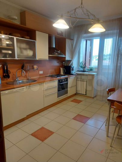 2-к. квартира, 73 м², 6/9 эт.