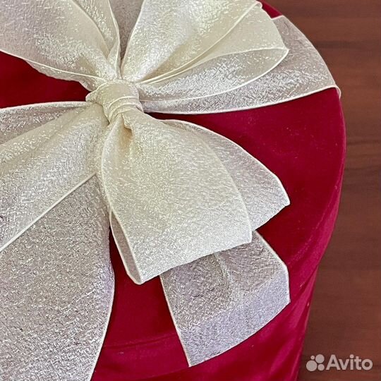 Коробка подарочная