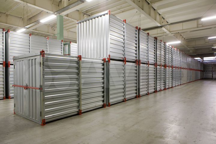 Контейнер для хранения вещей из кладовки