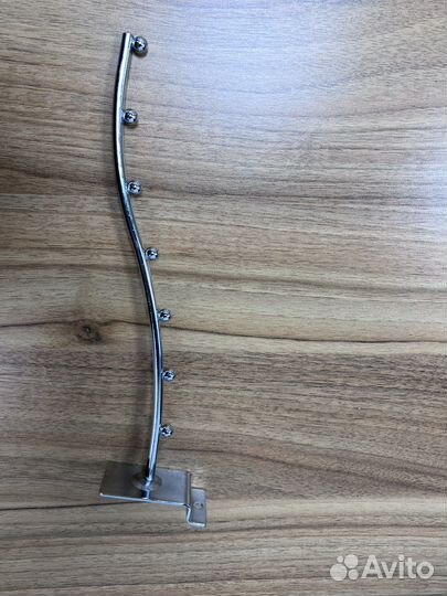 Манекены, тремпель, вешалки, стойки