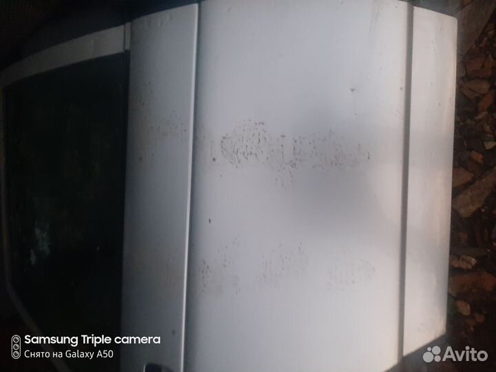 Задняя правая дверь ваз 2110