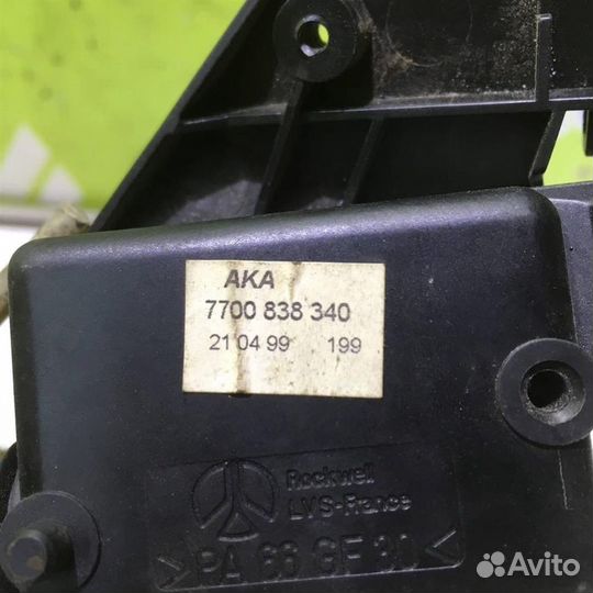 Активатор замка крышки бензобака Рено Меган