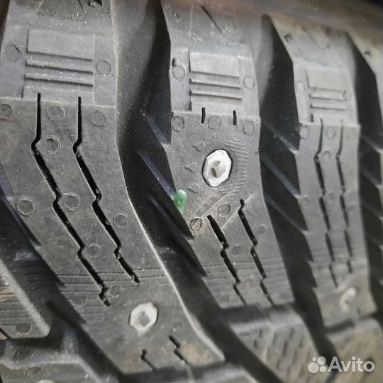 Nokian Tyres Hakkapeliitta 8 SUV 245/65 R17