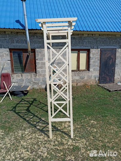 Арка садовая деревянная