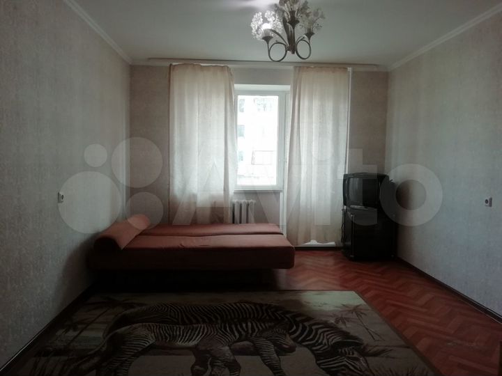 2-к. квартира, 75 м², 4/10 эт.