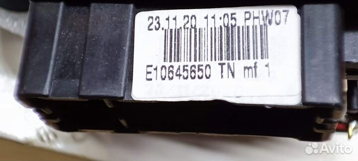 Подрулевой переключатель дворников Renault Duster