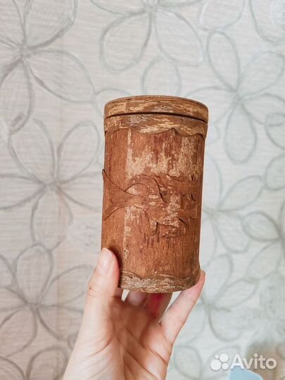 Баночка из экзотического дерева с корицей