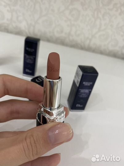 Dior помада 100 Nude look