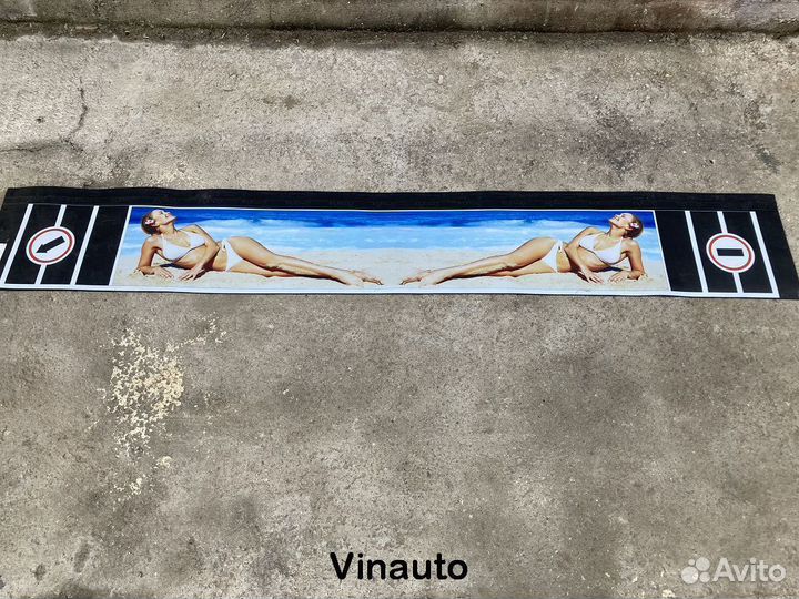 Задний брызговик(метла) девушка в белом куп 205*32