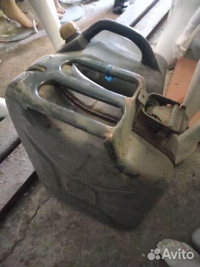 Канистра 20 л