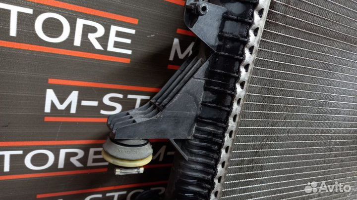 Радиатор двс Audi Q7 4LB BHK 2008