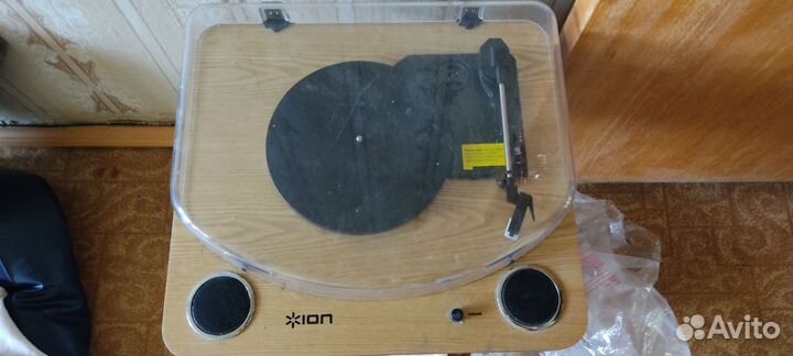 Виниловый проигрыватель ION Max Lp