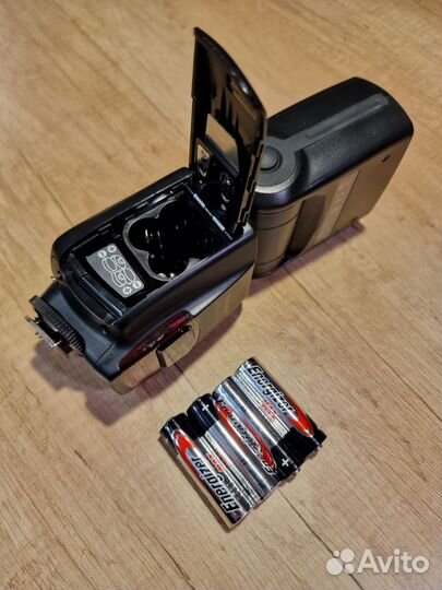 Вспышка YongNuo YN-565EX для Nikon