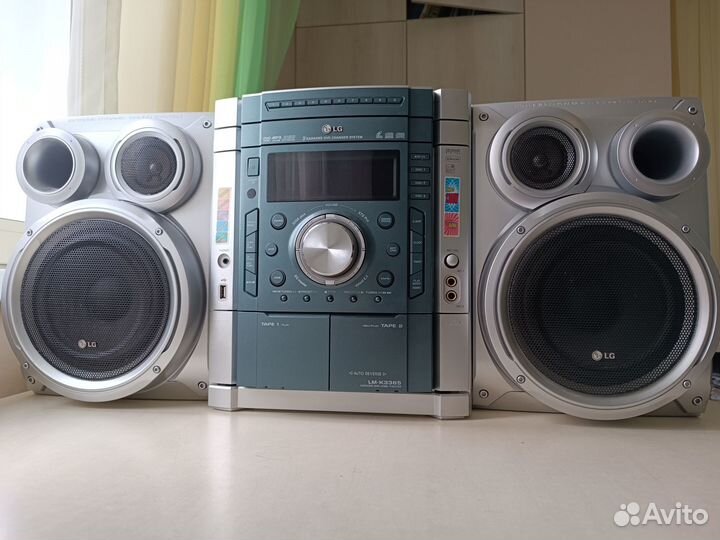 Музыкальный центр lg LM-K3365 с караоке