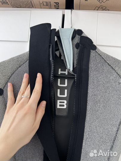 Гидрокостюм для плавания