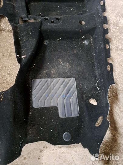 Ковролин салона Peugeot 308