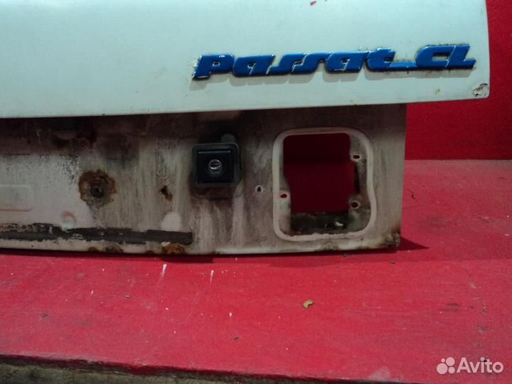 Крышка багажника Фольксваген Пассат Б3 седан