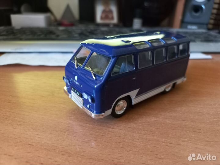Коллекционные модели 1:43