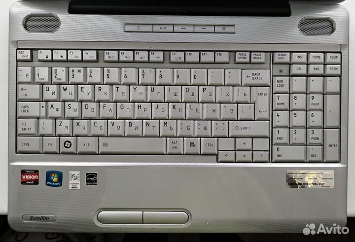 Ноутбук нерабочий Toshiba satellite l500d-16q