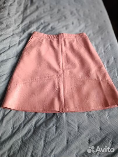 Кожаная мини юбка