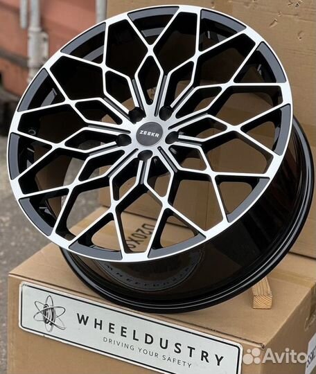 Кованые диски R22 Zeekr 001 Z sport